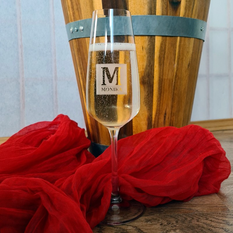 Pohár na šumivé vína a prosecco